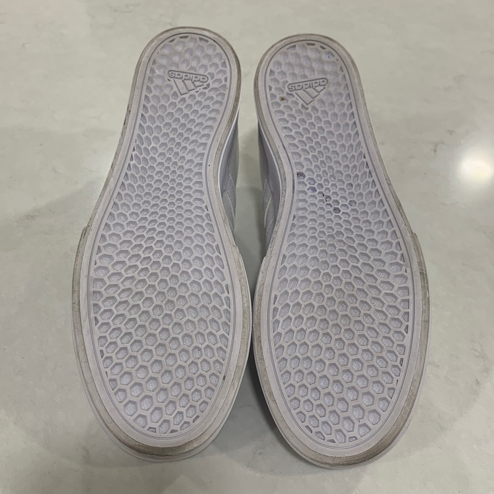 Adidas White Canvas Sneakers Size 8.5 white - Picture 9 of 11